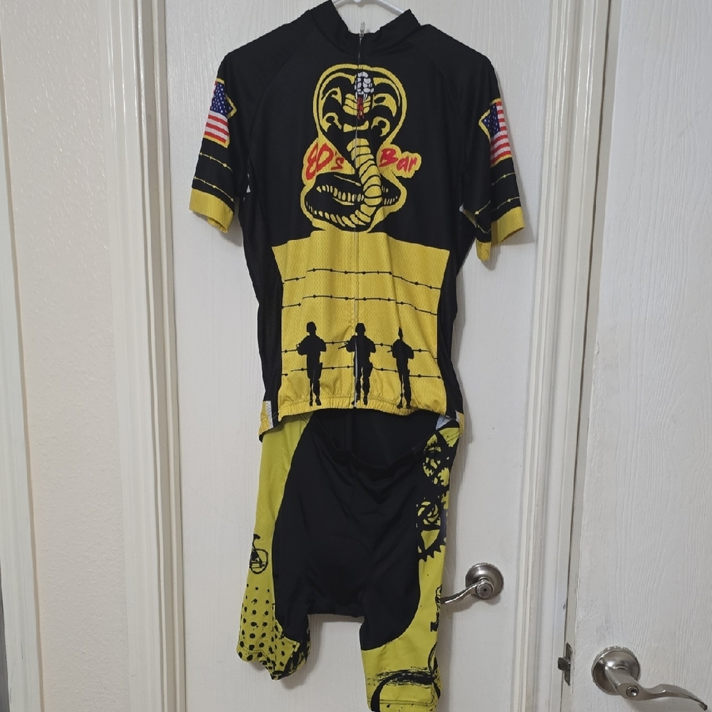 Black and Yellow Cycling Jersey and Shorts Set Suze XL But Fits Like Large